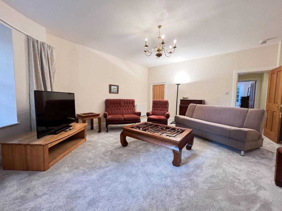 Spacious Flat Sleeps 8 Near Princes Street EDI Eksteriør bilde