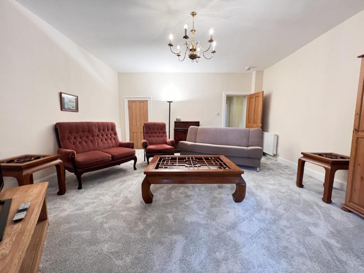 Spacious Flat Sleeps 8 Near Princes Street EDI Eksteriør bilde